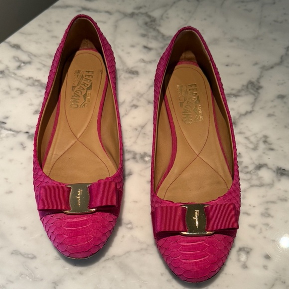 Salvatore Ferragamo Embossed Leather Varina Ballet Flats - Picture 2 of 8